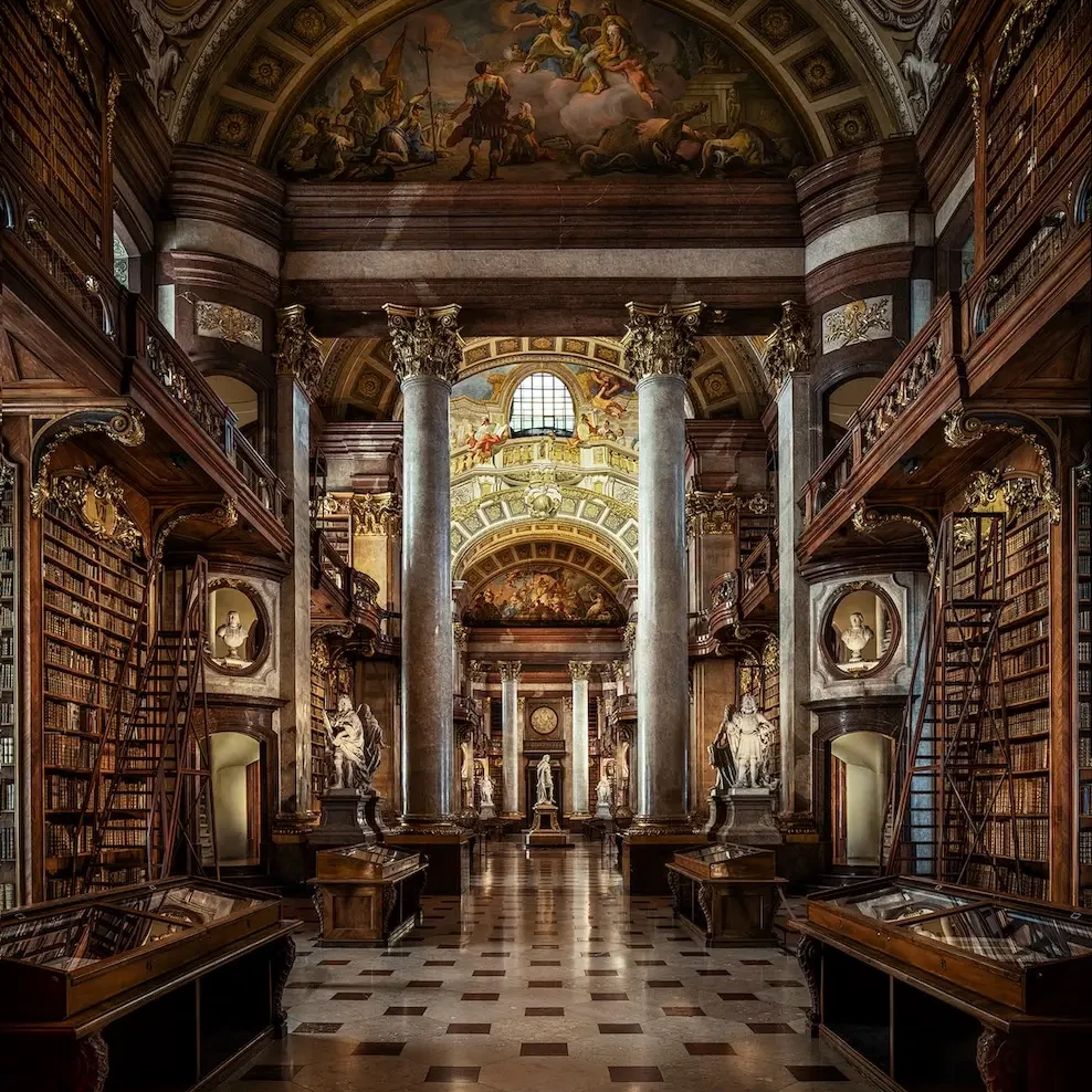 Austrian National Library Hilton Contemporary - Christian Voigt